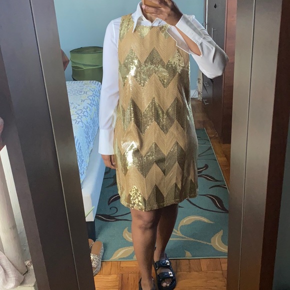 BB Dakota Gold Sequin Mod Style Dress - Picture 6 of 11